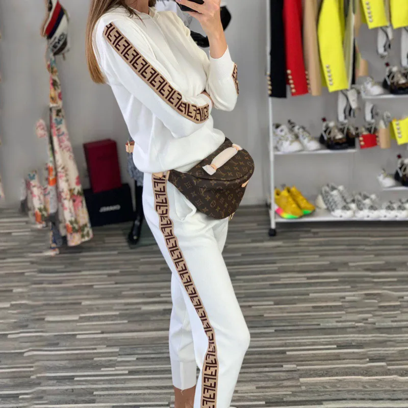 

Hot sale 2021 Autumn Women Sportwear Suit Hooded Sweatshirt+Long Pants 2 Piece Set Casual Tracksuit Hoodies