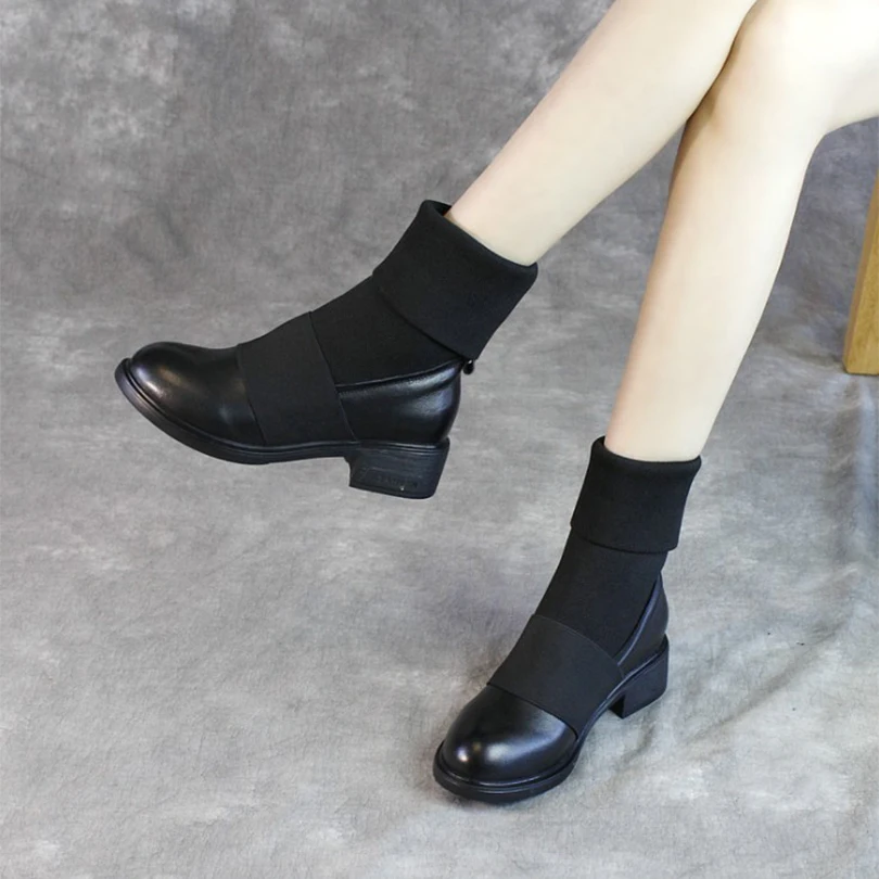 Женские ботинки из натуральной кожи черные до щиколотки вязаные сшитые каблуки