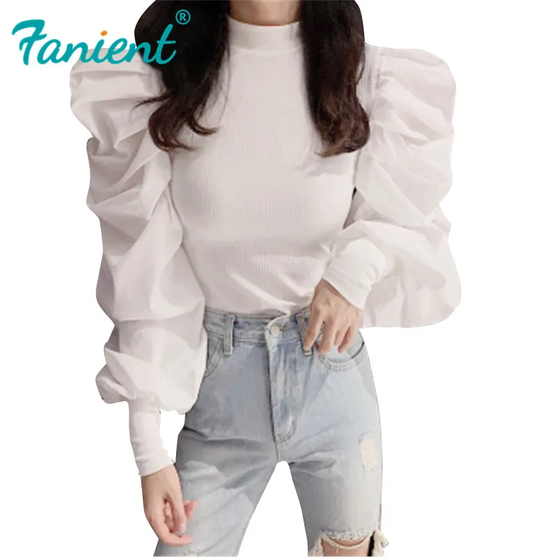 Женская блузка с буффами на рукавах белая облегающая укороченная длинными