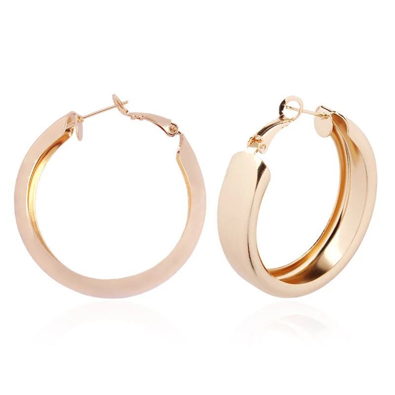 

[FVFV] 2021 fashion simple temperament style golden silver personality wild geometric hoop earrings women's 1pc