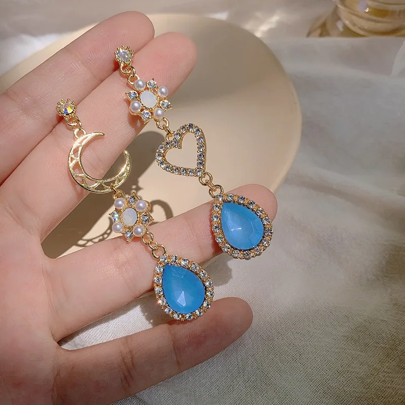 Новинка 2020 милые Асимметричные блестящие стразы серьги капли с сердечком и Луной