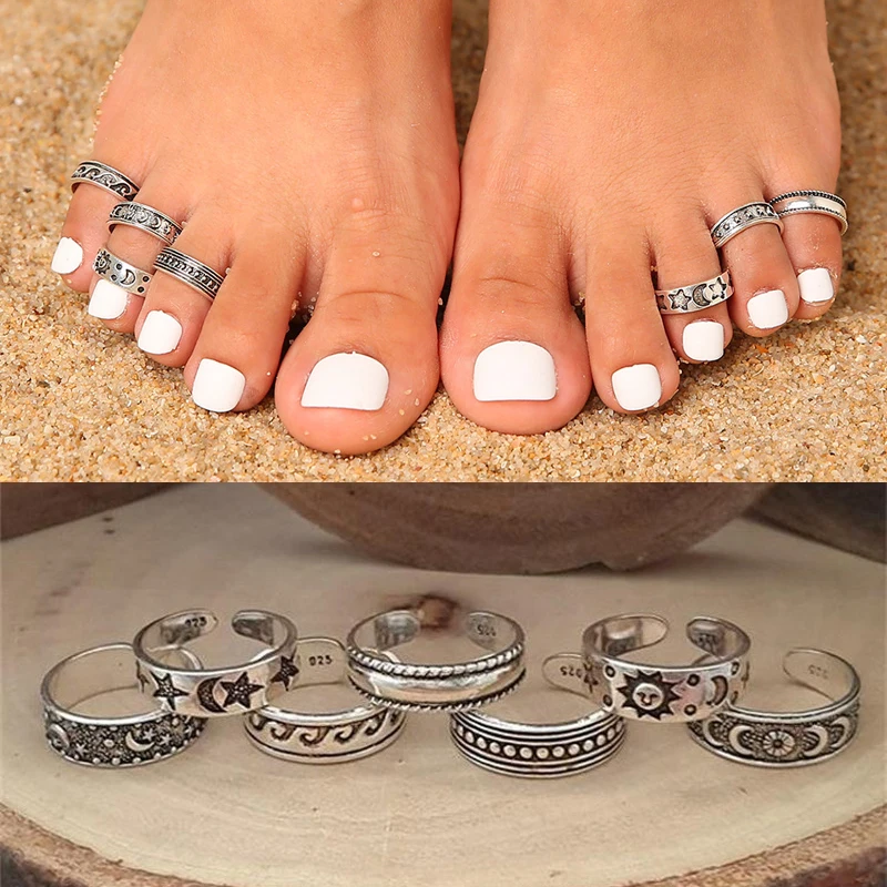 

7Pcs Vintage Hollow Carved Star Moon Toe Rings Kits Bohemian Adjustable Open Finger Ring for Women Boho Beach Foot Ring Jewelry