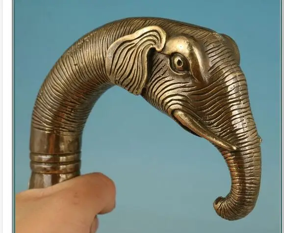 

Статуя слона из латуни