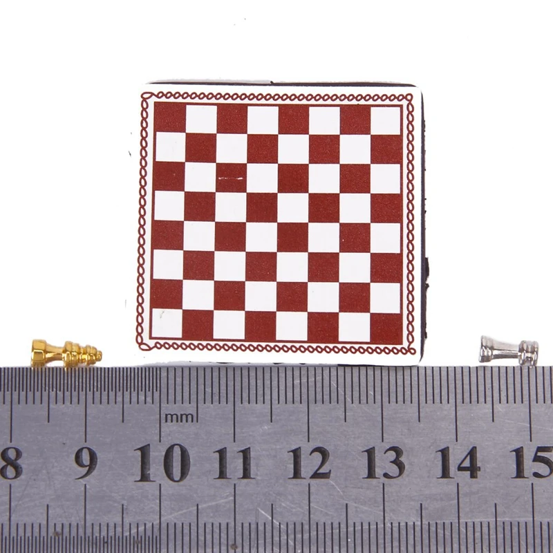

1:12 Dollhouse Miniature Metal Chess Set Silver & Gold