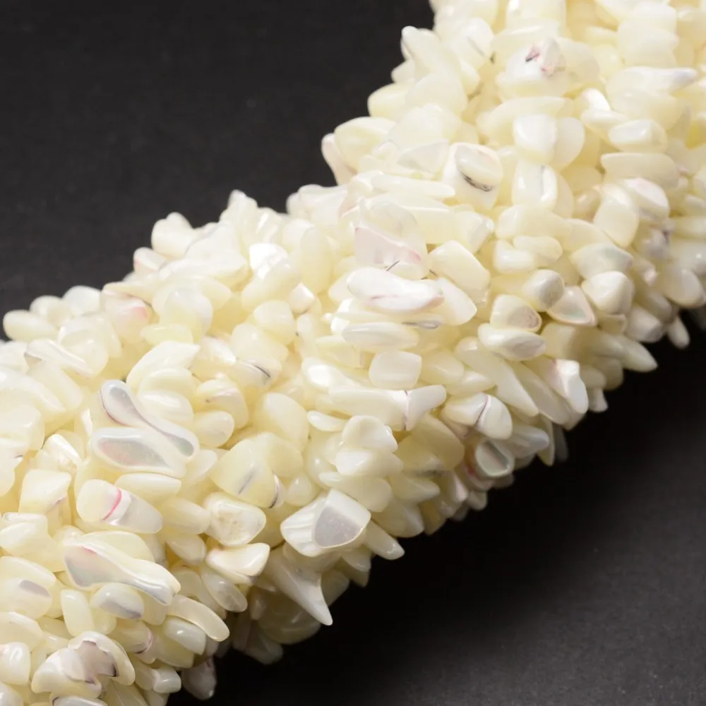 

1 Strand Natural Trochid Shell/Trochus Shell Beads Strands Shell Shards Chip Creamy White 5~8x5~8mm Hole: 1mm 32 inches