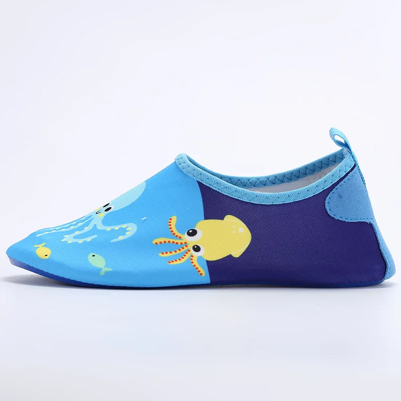 Детские купальные пляжные босиком Быстросохнущие кроссовки с персонажами из