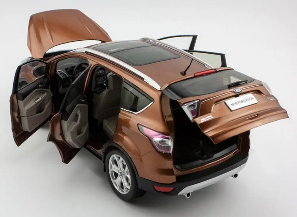 Модель автомобиля Ford Kuga 1/18 SUV коллекция игрушек в масштабе 2017 | Игрушки и хобби