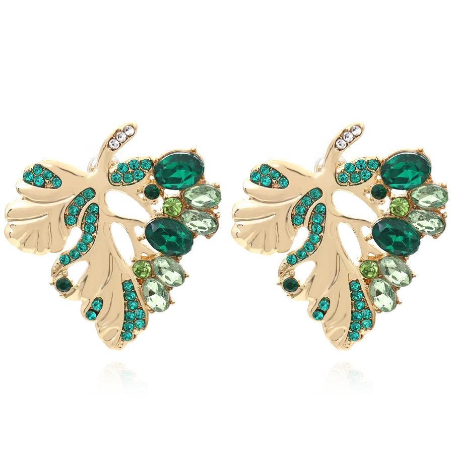 

Exaggerated Creativity Hollowed Leaf Earrings Personality Temperament Leaf Female Earrings