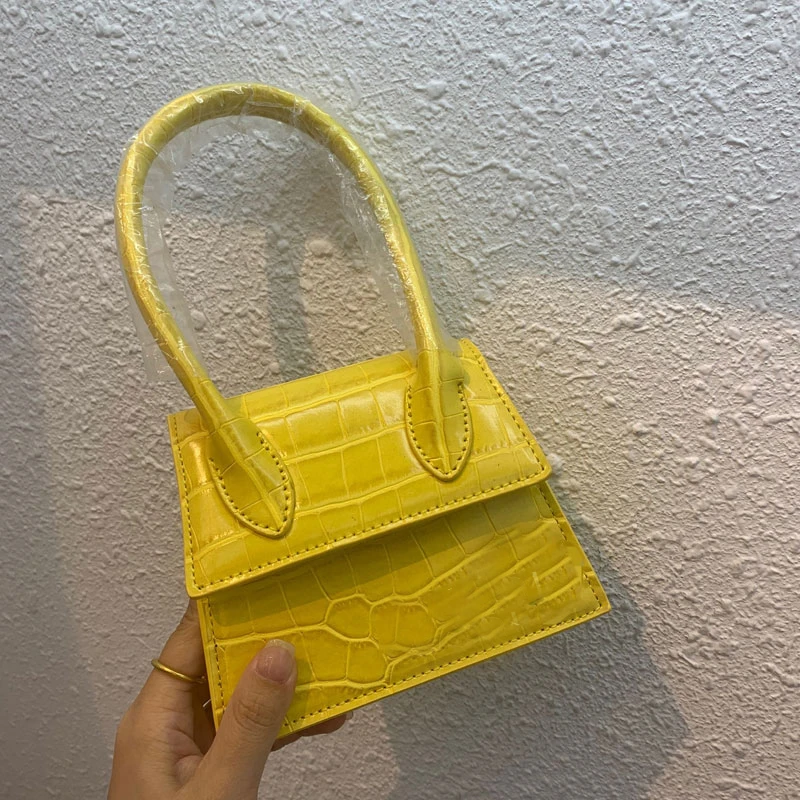 

Shoulder handbag small size