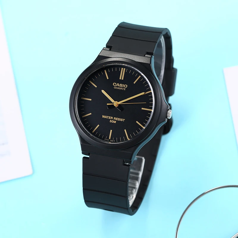 

Часы для фотографий Casio