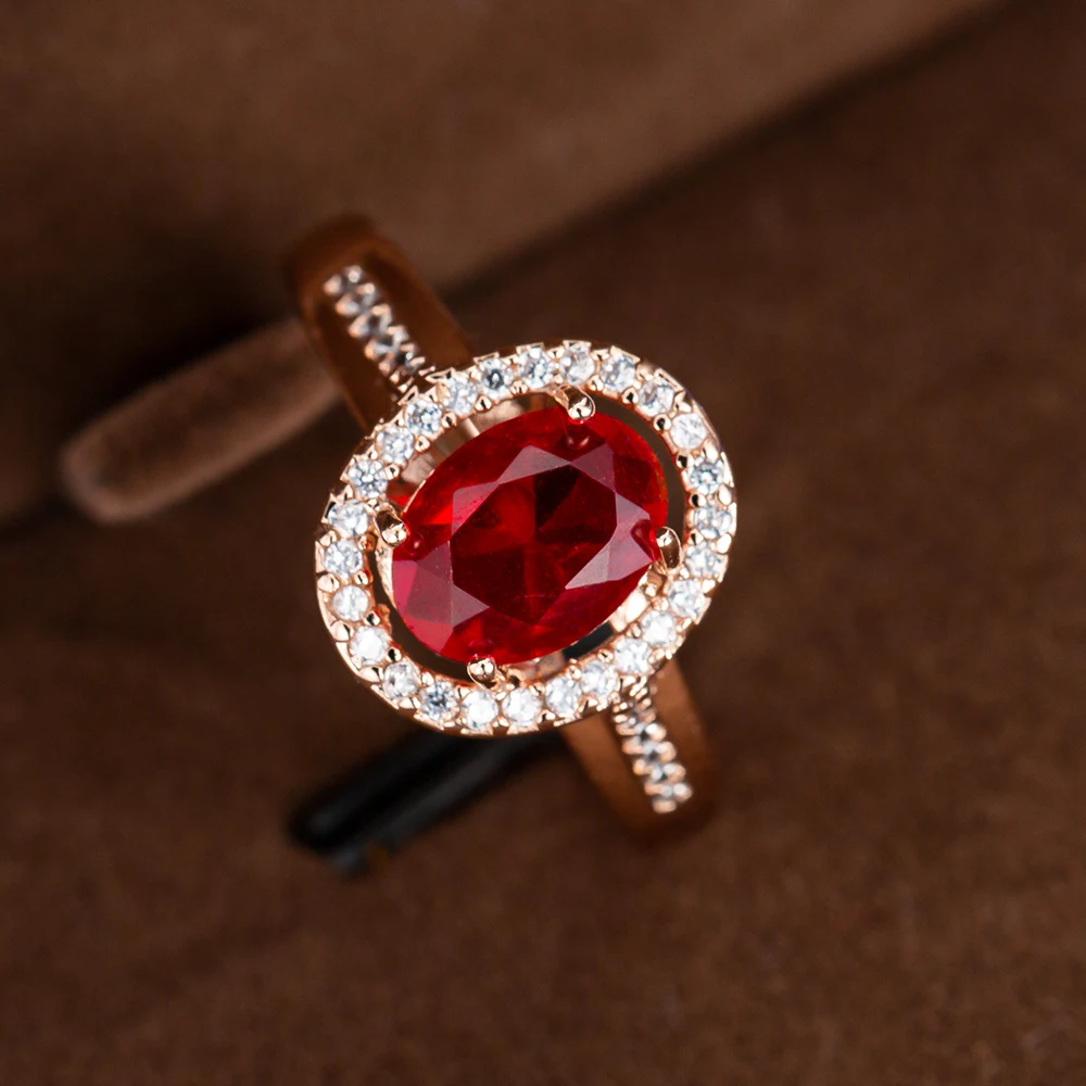 Романтические обручальные кольца из розового золота овальной формы с красным