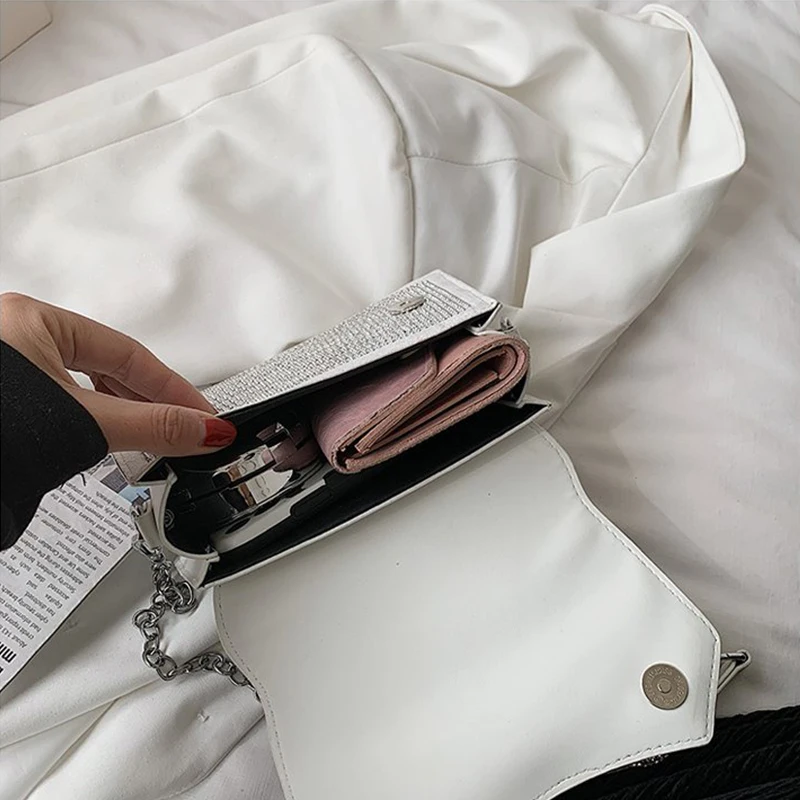 

Rhinestone Bow Chain Crossbody Bags for Women Mini Fashion Shoulder Messenger Bag Banquet Clutch Lady Handbags 2021 New