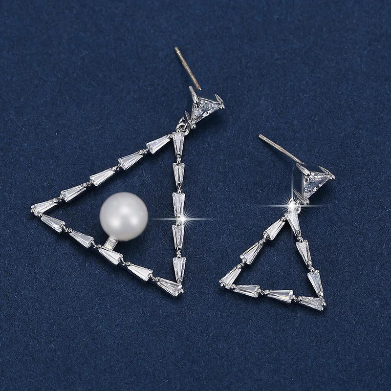 

Women Earrings White Zircon Asymmetric Pearl Triangle Earrings Fashion Banquet Engagement Earrings Gift For Girlfriend