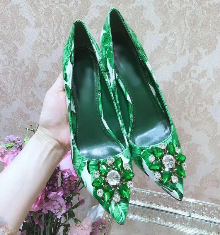 Туфли на высоком каблуке с острым носком разноцветные | Обувь