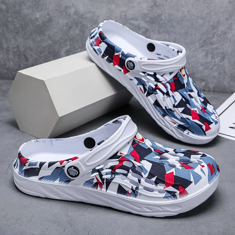 

Fashionable, comfortable and lightweight slippers sandals Men's Quick Drying Slip On Water Shoes for Beach or Water Sports