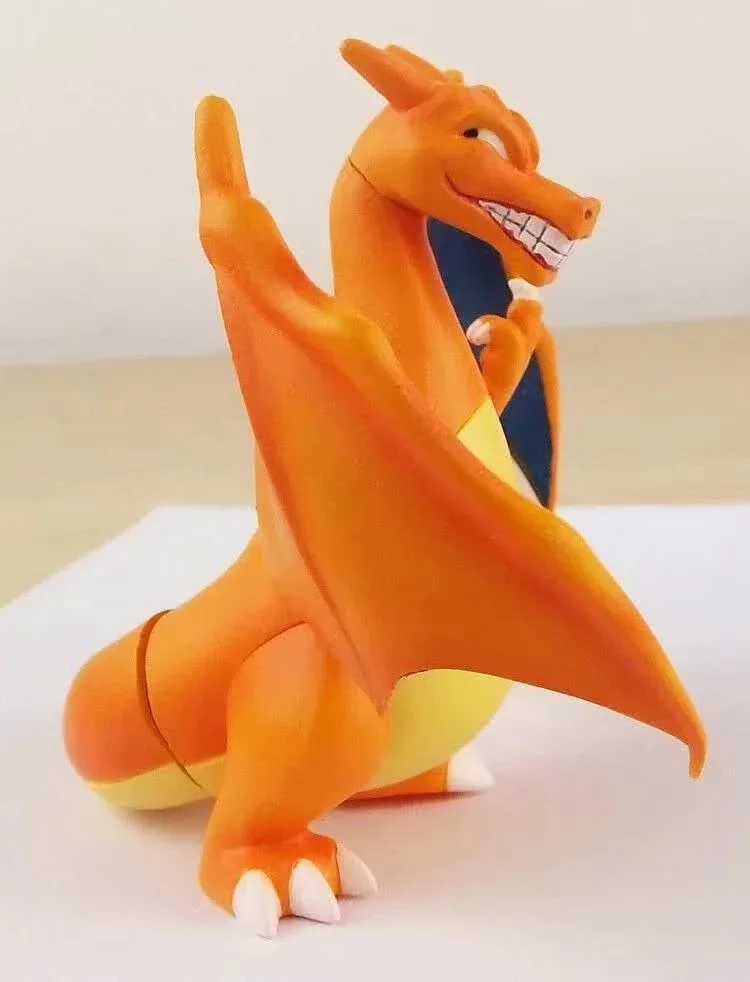 

8cm pvc Wretched Charizard new hot lifelike movie model Decoration Christmas Collection christmas birthday Halloween gift kid