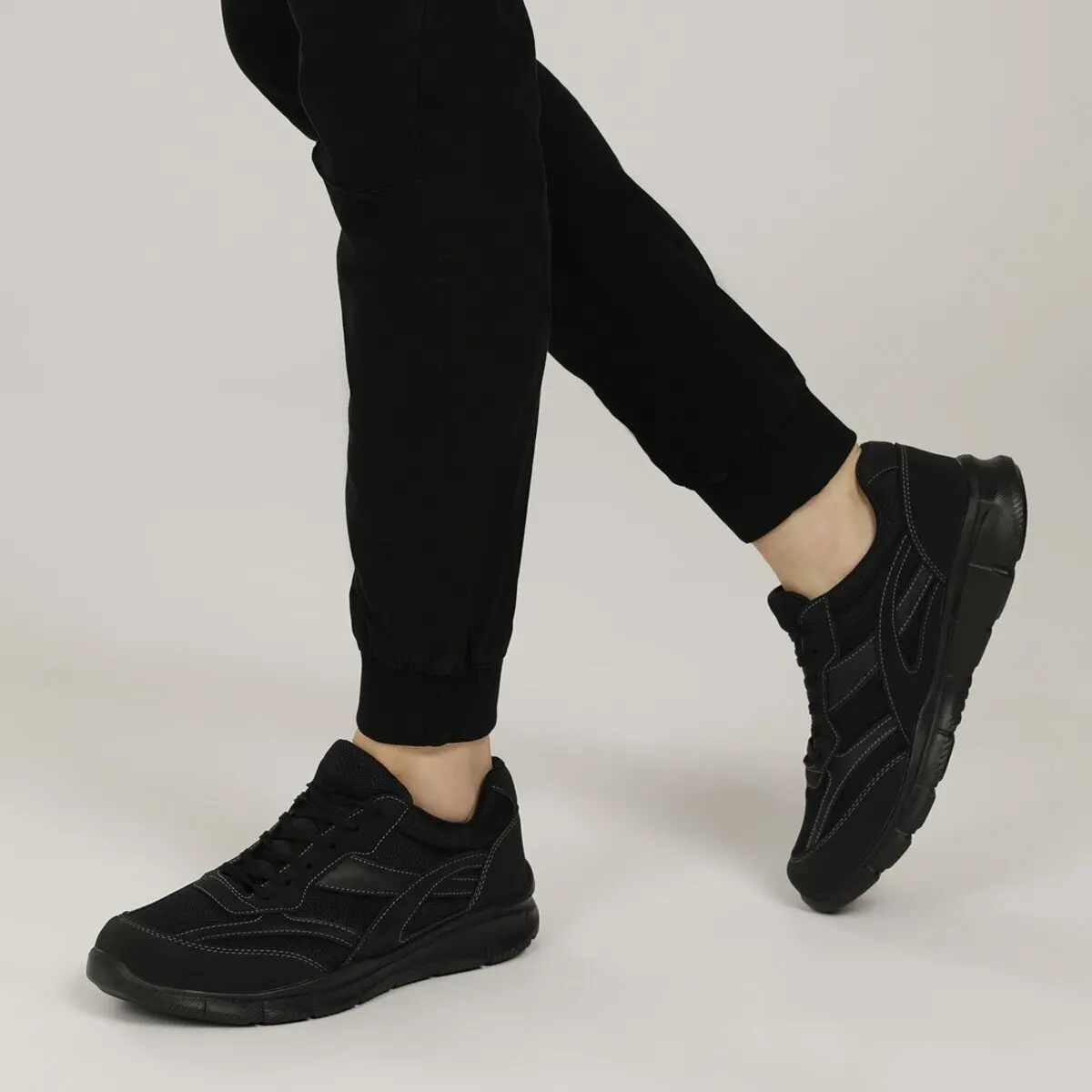 

356503.M1FX Black Men Casual Shoes