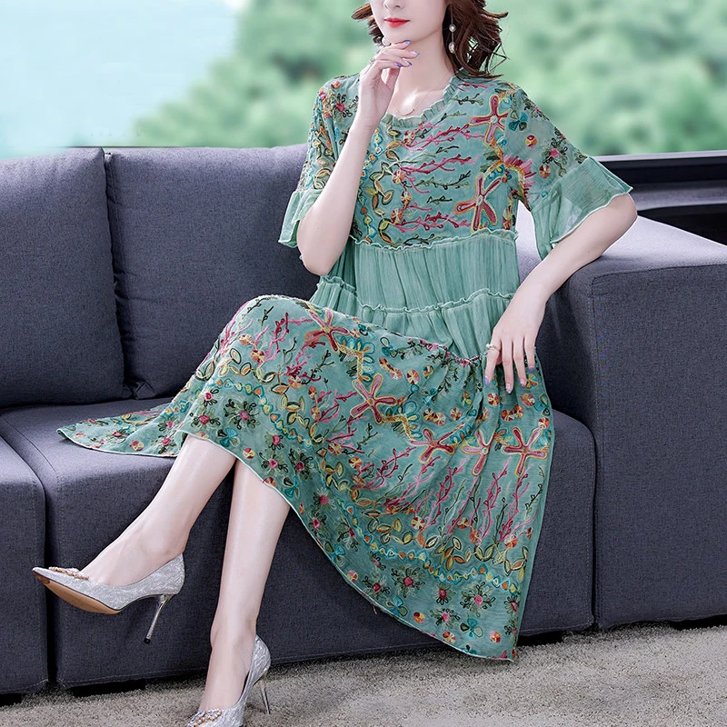 

Summer Elegant Floral Embroidery Loose Midi Dresses 2022 Vintage 4XL Plus Size Mulberry Silk Dress Women Bodycon Party Vestidos