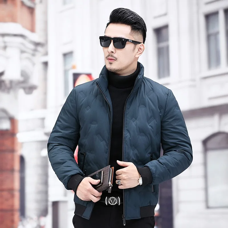 

Winter New Brand Embossing Thick Warm Mens Down Coats Fashion Stand Collar Long Sleeve Windproof Loose Casual Jackets Plus Size