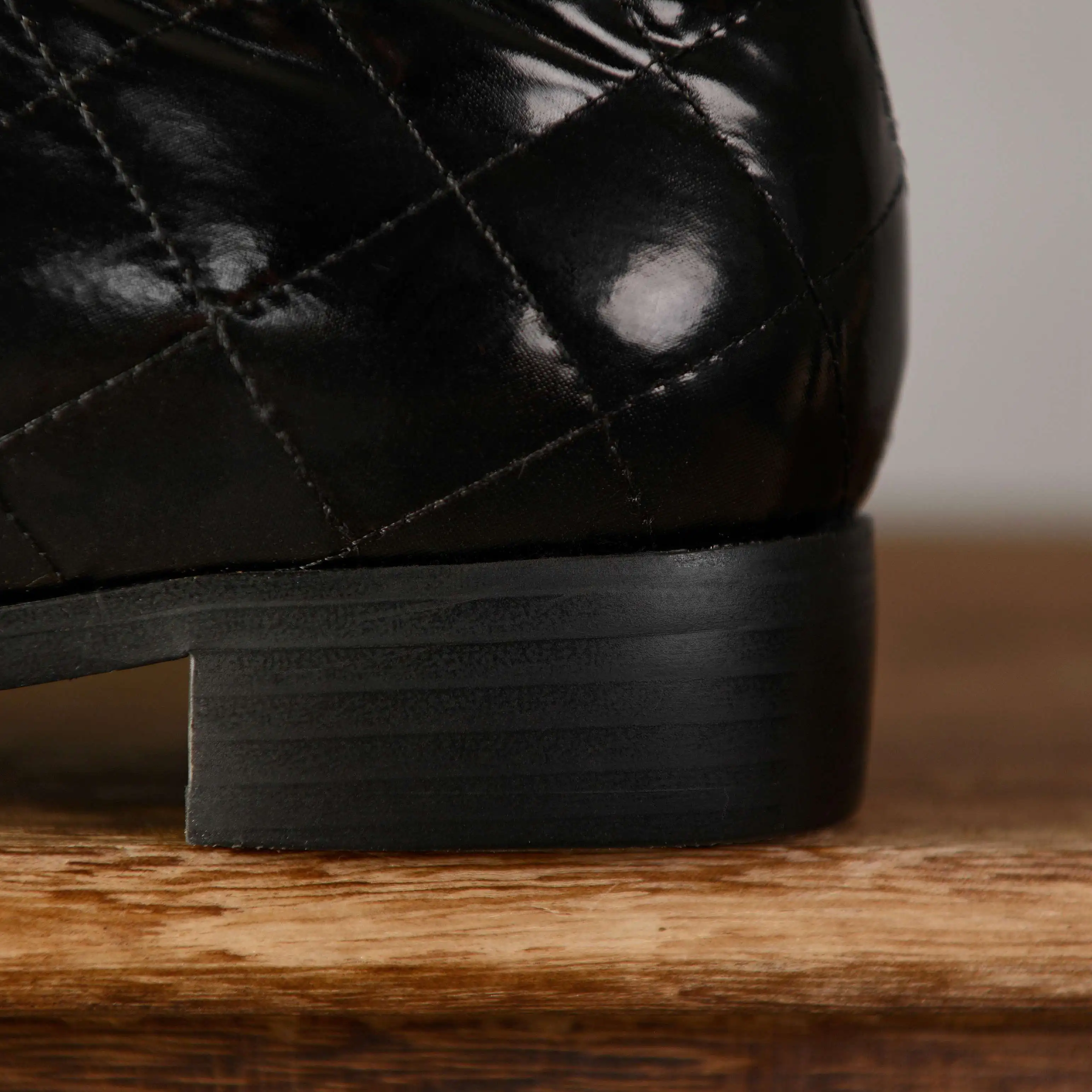 

Krazing Pot new large size riding boots buckle decorations round toe thick low heel convenient daily wear knee high boots L11