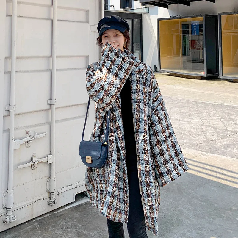 

Женское шерстяное пальто средней длины, зимняя Корейская свободная маленькая Очаровательная утепленная твидовая куртка в клетку, прямая д...