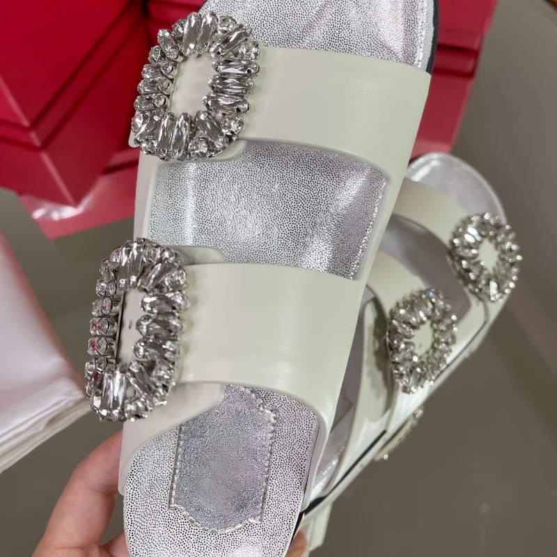 

High-quality Light Luxury 2021 Summer Fashion New Casual Comfortable Fashion Trend All-match Classic Slippers