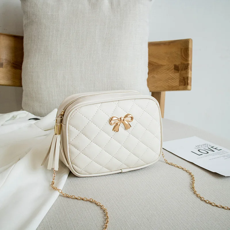 

Tassel Small Messenger Bag For Women 2021 Trend Lingge Embroidery Camera Female Shoulder Bag Fashion Chain Ladies Crossbody Bags