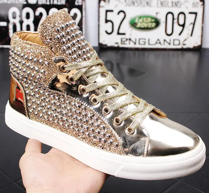 Murah Sneakers Modis Pria Sepatu Kasual Pria Mewah Sepatu Bot Pergelangan Kaki Berpaku Keling Bertatahkan Renda Fashion Atasan Tinggi