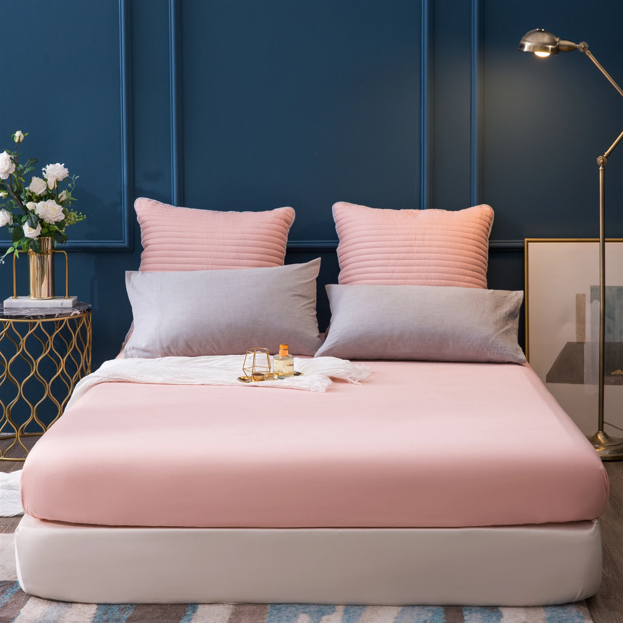 Простыня на резинке прочное покрывало для кровати устойчивое к морщинам