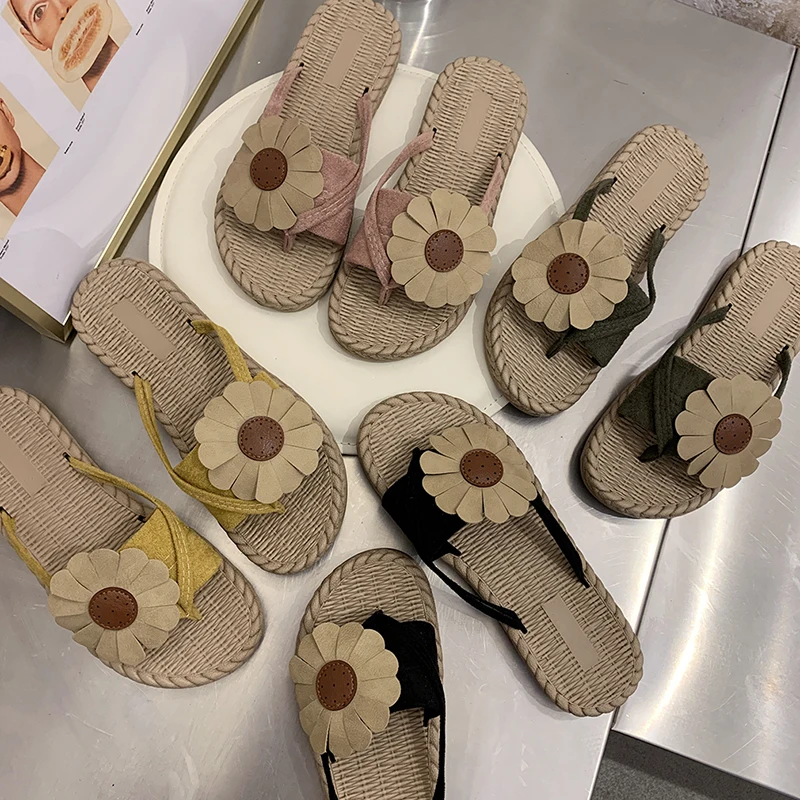 

Soft Thick Bottom Non-Slip Women Slippers Flip-flops Female House Slippers Women Shoes Summer Fashion Beach Shoes Flower Slides