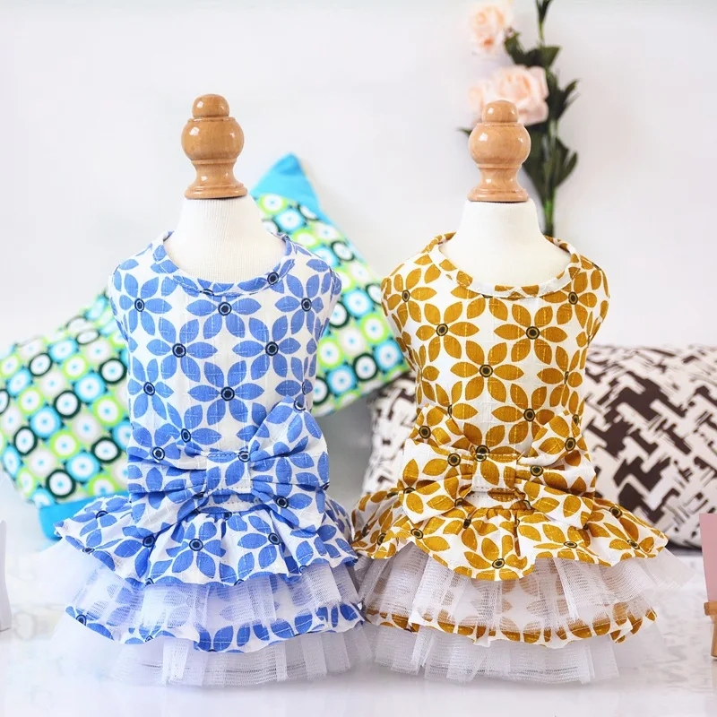 

Dog Cat Dress Tutu Flowers Design Pet Puppy Fluffy Skirt Spring/Summer Clothes Apparel