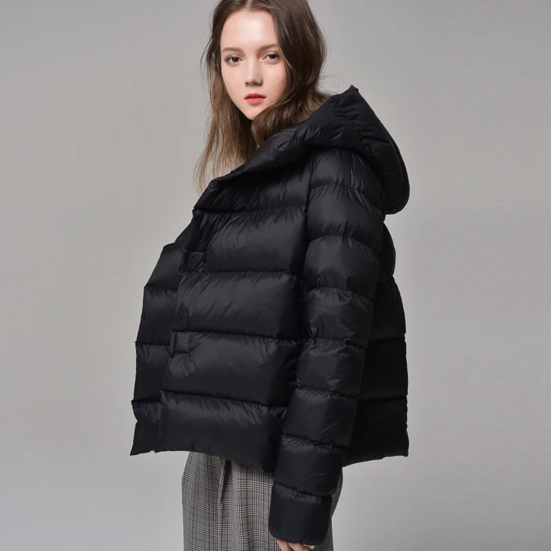 

M.Y.FANTASY 2021 Winter Jacket Women Ultra Light Short Down Jackets 90% White Duck DOwn Coats Hooded Overcoat Casual Snow Outerw