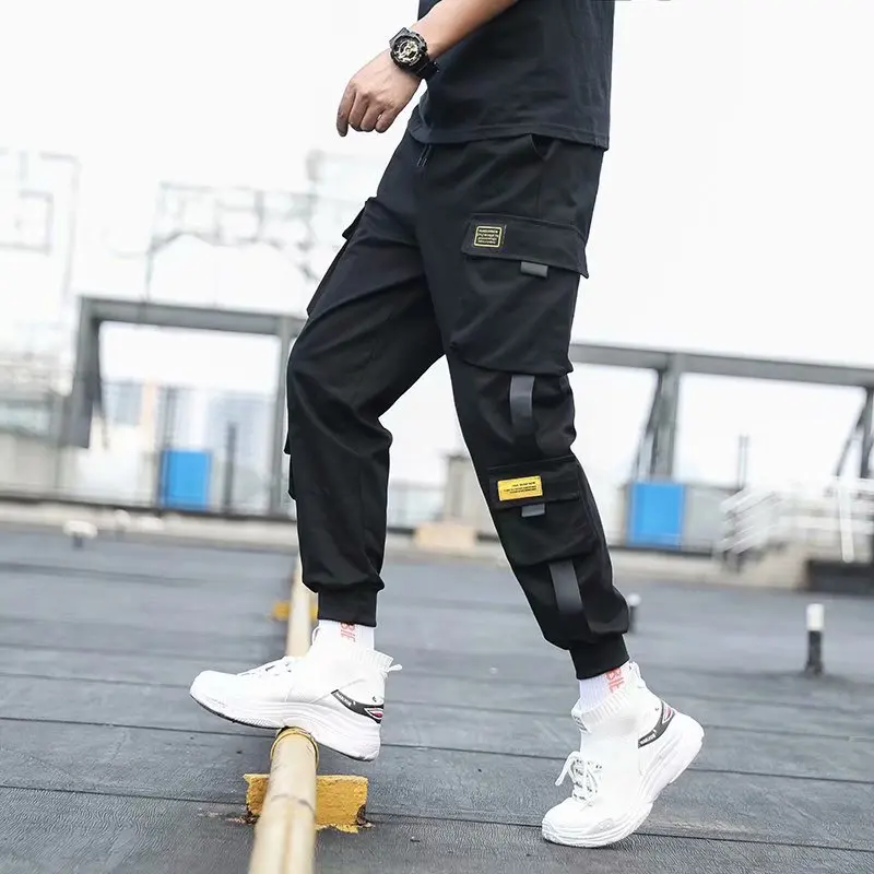 

Bolsos laterais dos homens carga harem 2021 fitas preto hip hop casual masculino joggers moda casual streetwear