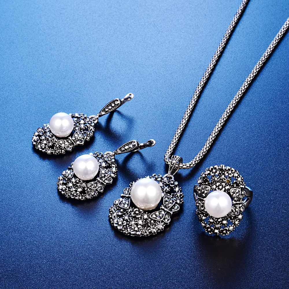 Комплект из колье серёг и кольца с жемчугом|Ювелирные наборы| |