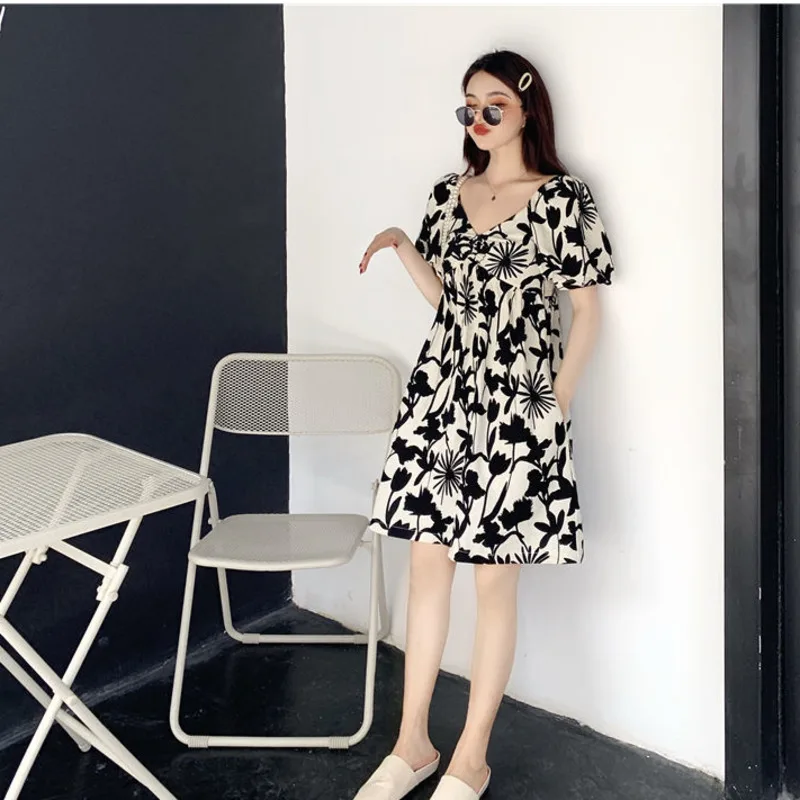 

2021 Summer Fashion New French Retro Floral Bubble Sleeve Open Back Dress Hepburn Sweet Salt Dresses