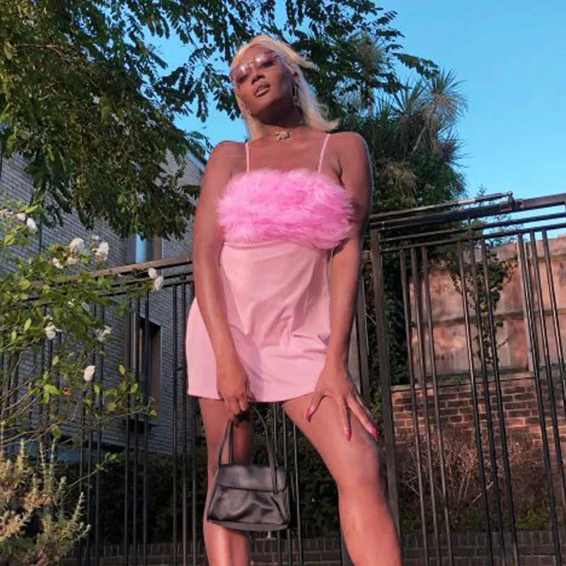 Сексуальное женское платье комбинация с мехом розовое Черное мини без рукавов на