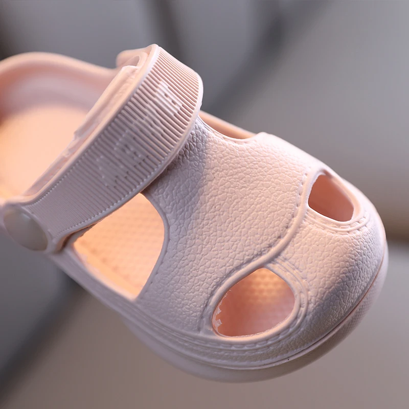 

Summer Baby Sandals Boys and Girls Beach Shoes Lovely Sandals for Toddlers EVA Casual Children's Slippers Kids Designer Shoes