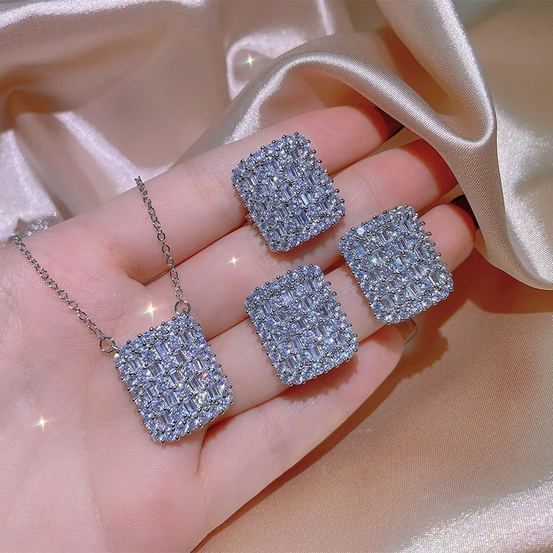 

Luxury Classic Women's AAAA Zircon Set Square Zircon Jewelry Set 3pcs Earrings Necklace Ring Wedding Bridal Jewelry