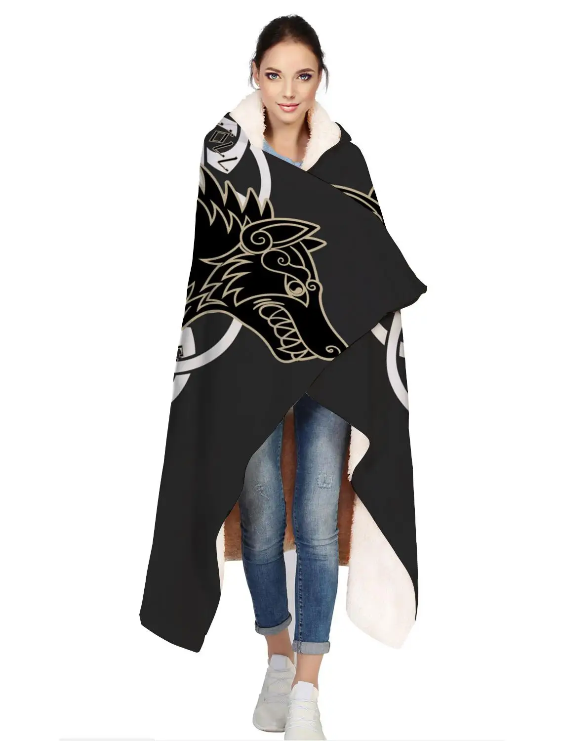 barato Viking Forma De Lobo Fantasia Totem Religião Símbolo Personalizado Cobertor Com Capuz Velo Com Capuz Lance Wrapbed Cobertor