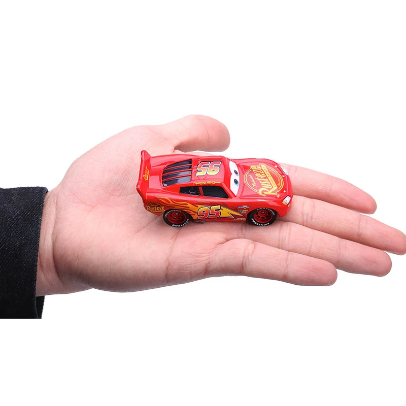 Pixar Cars 2 3 портативная детская игрушечная машинка для парка модель Lightning McQueen сплав вагон мальчик собранная евродационная игрушка