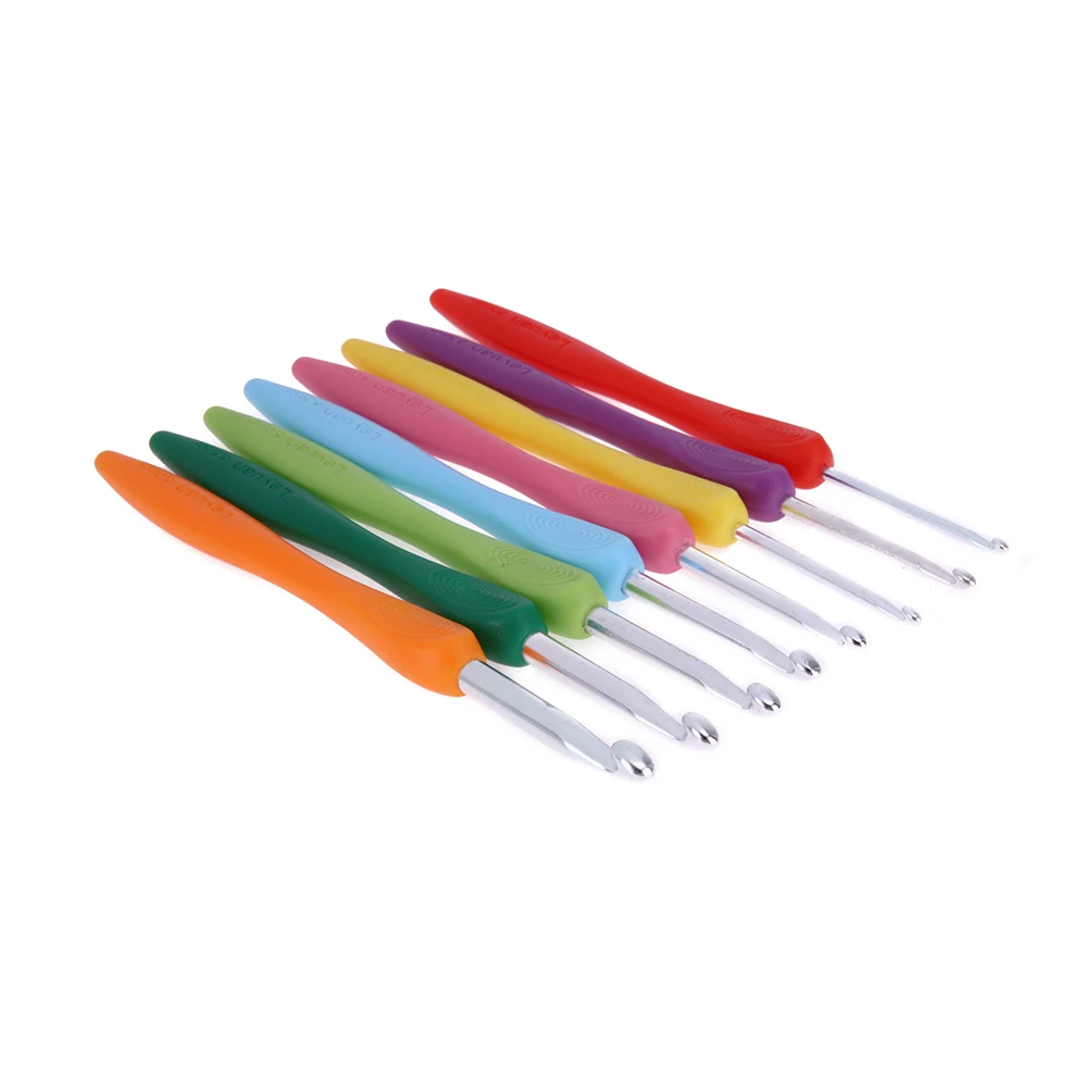 

Crochet Hook Set 2.5-6.0mm 8pcs/set Aluminum Ergonomic Crochet Needles with Colorful Soft Rubber Grip Cushioned Handles Needles