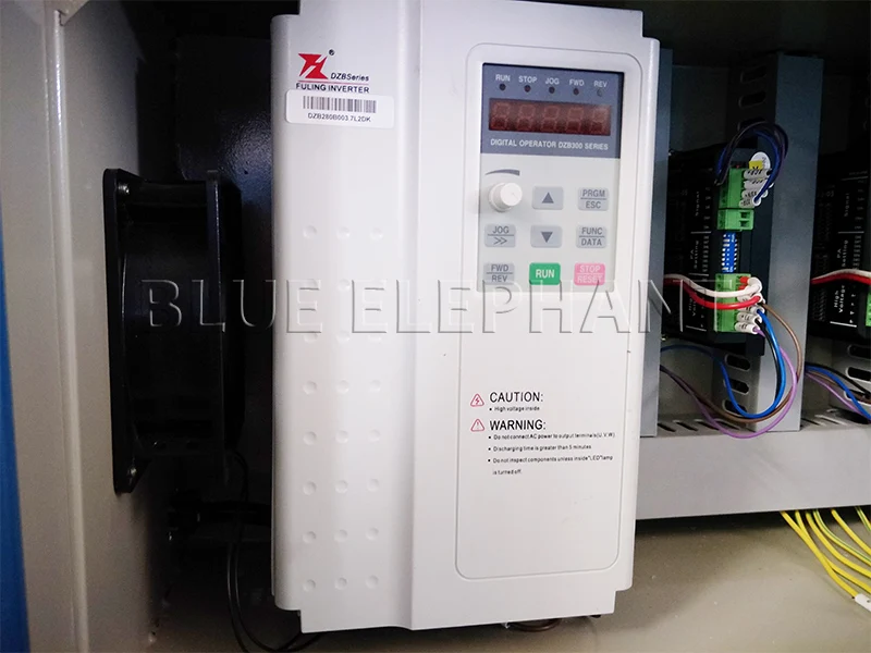 6090 высокоэффективный фрезерный станок с ЧПУ для рекламы Гравировальный мини