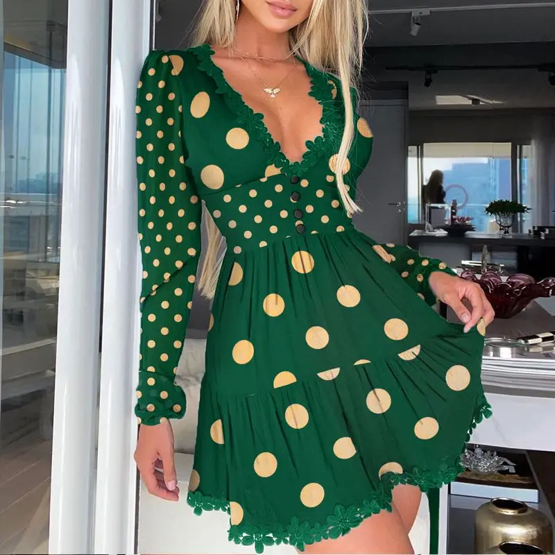 

2021 new summer street shooting wild women's long-sleeved v-neck lace stitching sexy dress