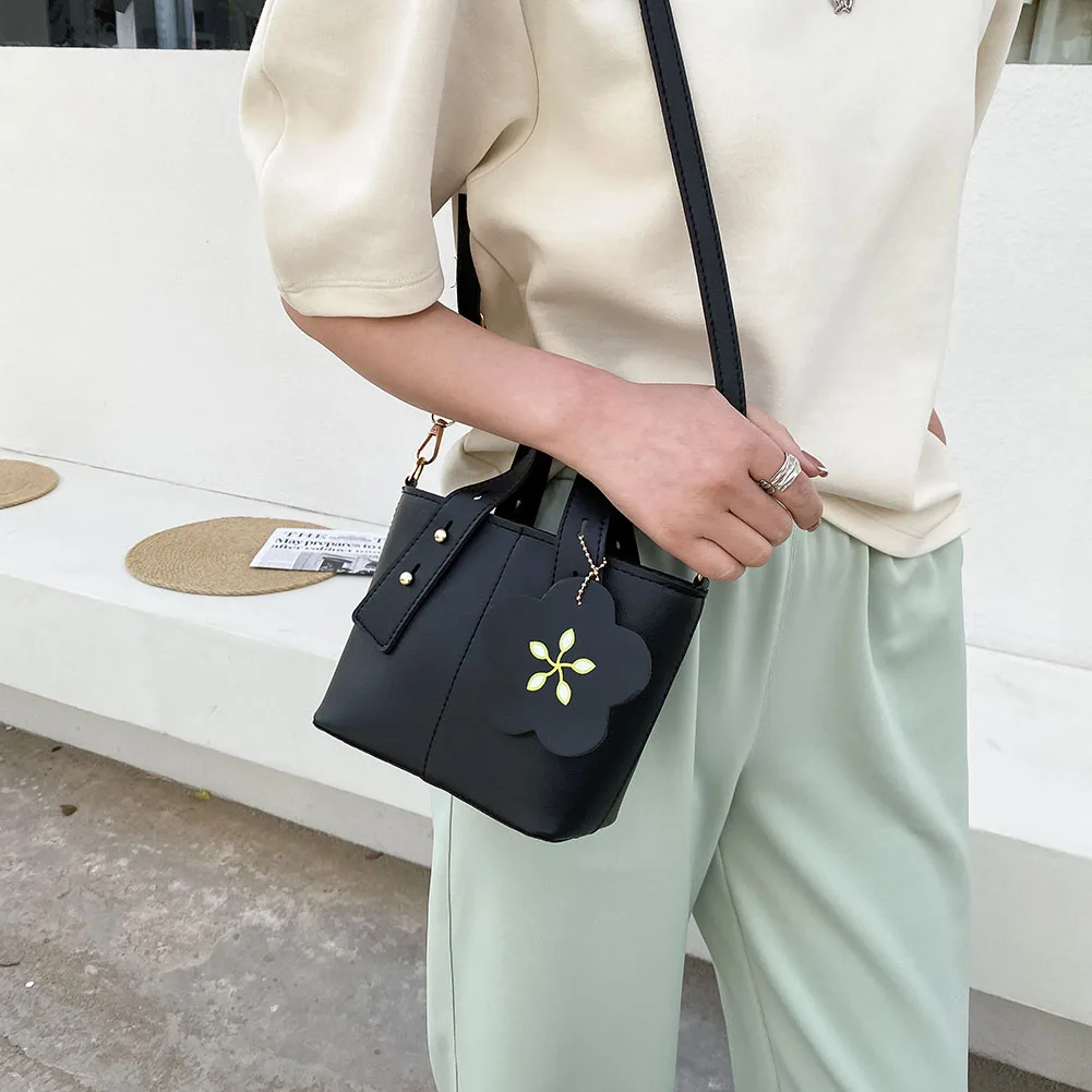 

Fashion Women Shoulder Crossbody Bucket Bag Chic Ladies Pure Color Messenger Bag Female Small PU Leather Handbag