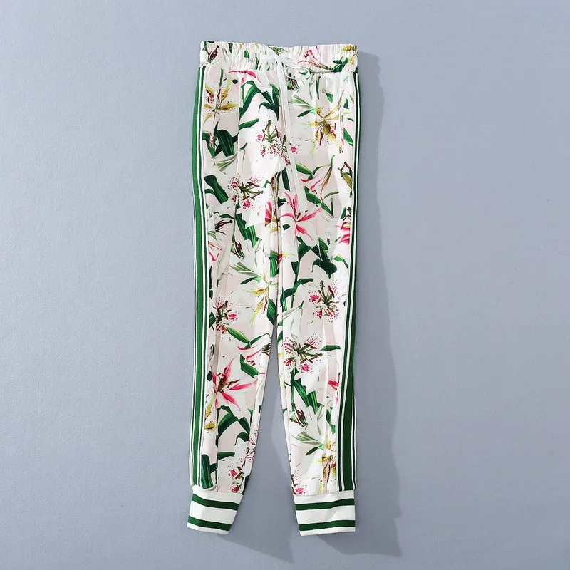 

2020 Autumn Fashion flroal print jackets+casual pants two piece set High quality women's leisure suit C165