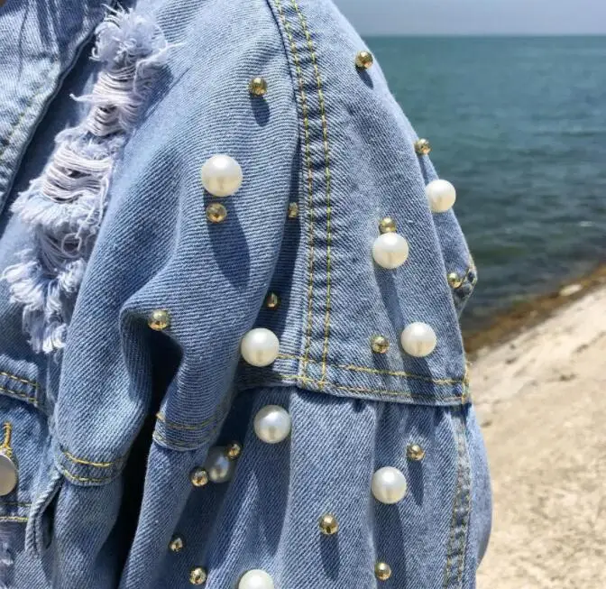 

Denim jacket female 2019 new denim female jacket butterfly sequin beaded hole loose BF female jacket