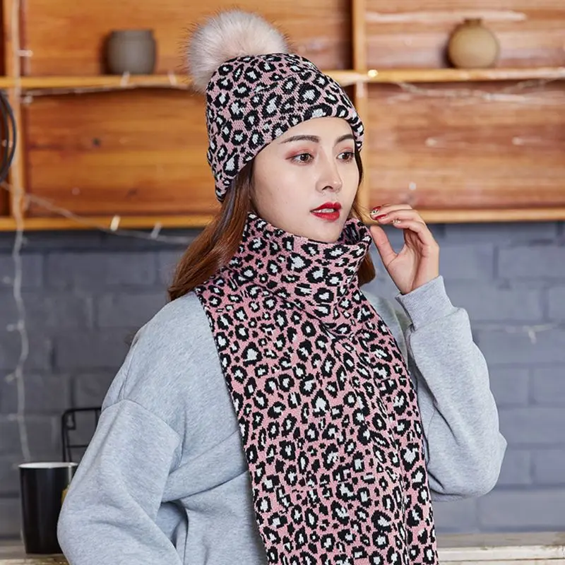 Женский шарф шапка комплект из 2 предметов вязаная с манжетой и леопардовым