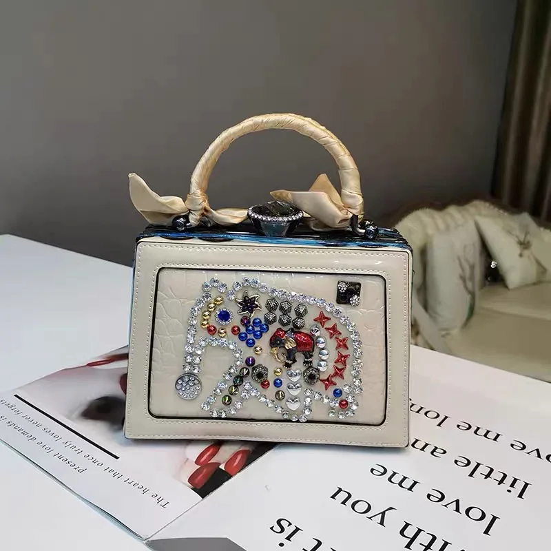 Высококачественная брендовая маленькая квадратная сумка со стразами новая