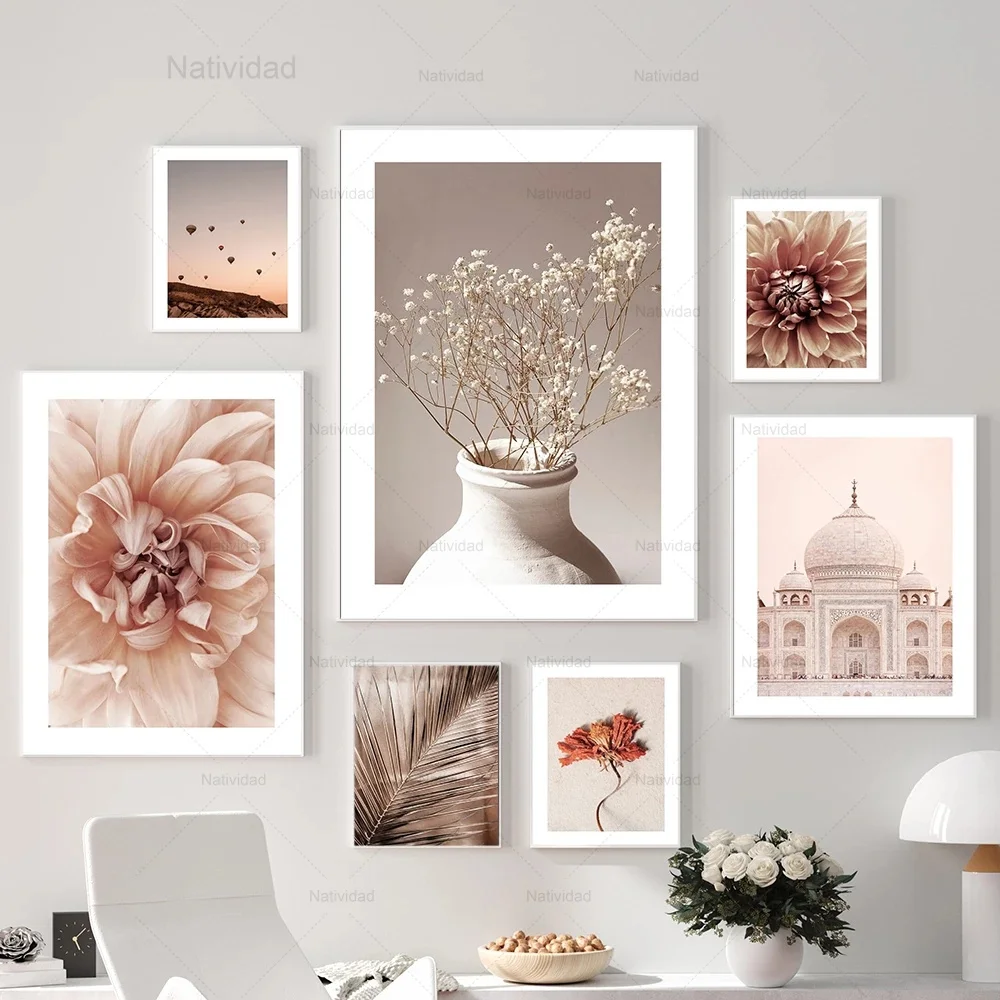 

Nordic Taj Mahal Poster and Print Beige Dahlia Vase Wall Art Picture Golden Palm Leaf Canvas Painting Living Room Home Decor