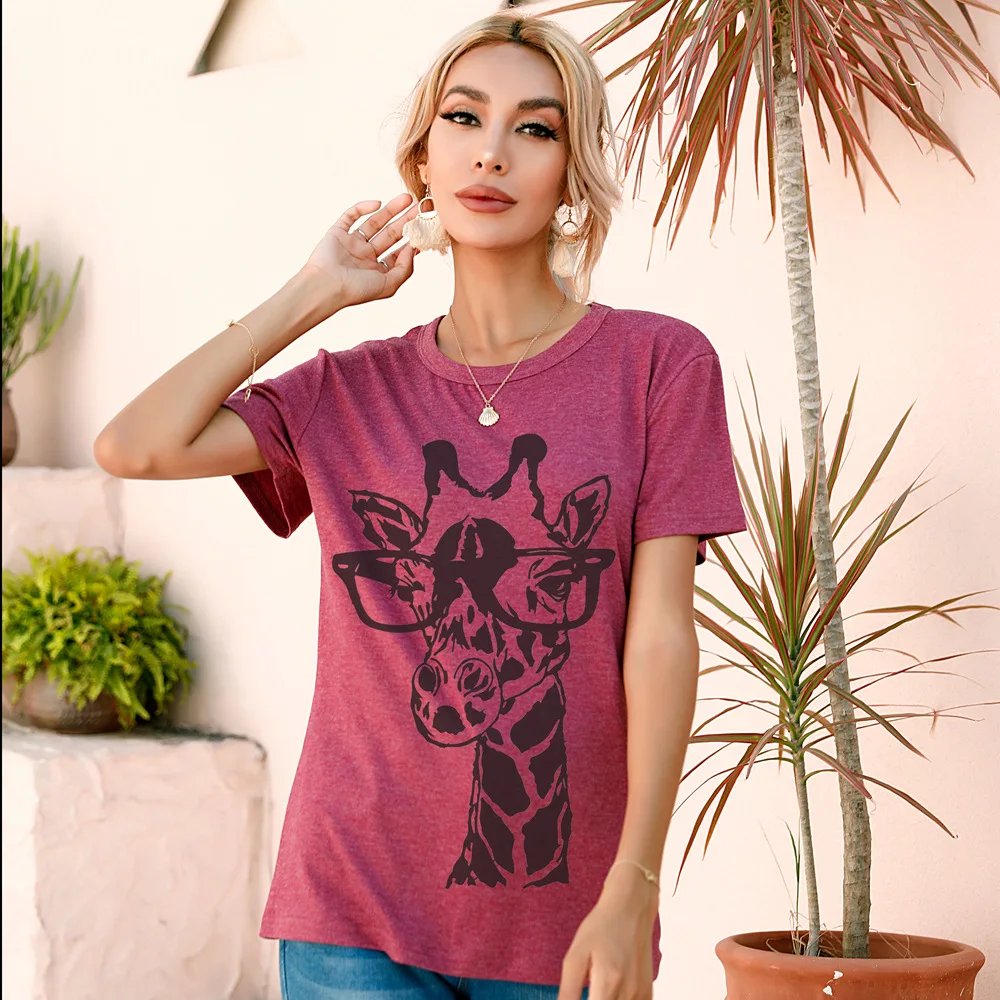 

Female Casual Fashion Comfort Tops Colored Cotten Giraffe Graphic Lady Crew Neck Kawaii Regular Ventilate Women Shirts Harajuku
